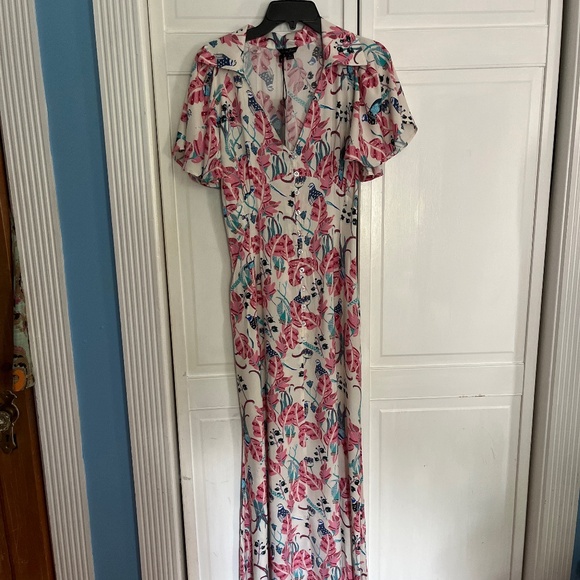 Summer dress - Picture 1 of 7
